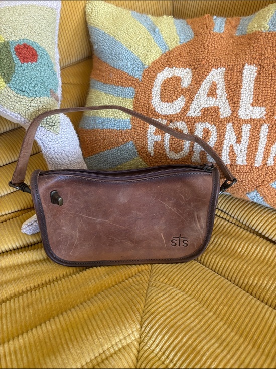 STS Ranchwear Handbags - STS Ranchwear Brown Leather Messenger Shoulder Bag